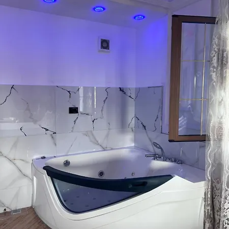 Auberge de jeunesse Luxury 007 *