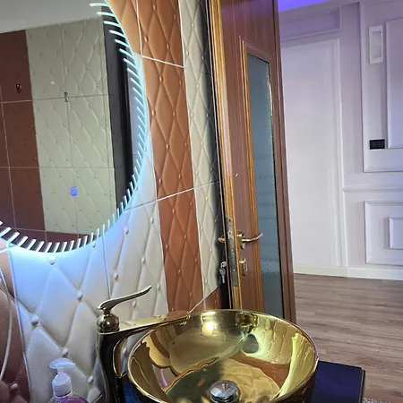 Auberge de jeunesse Luxury 007 *